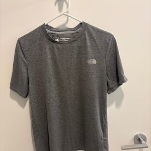 North face Women’s hiking tee